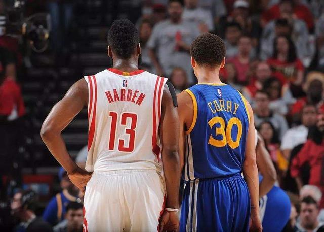 了众多球迷 了众多球迷